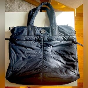 Lululemon tote/weekend bag